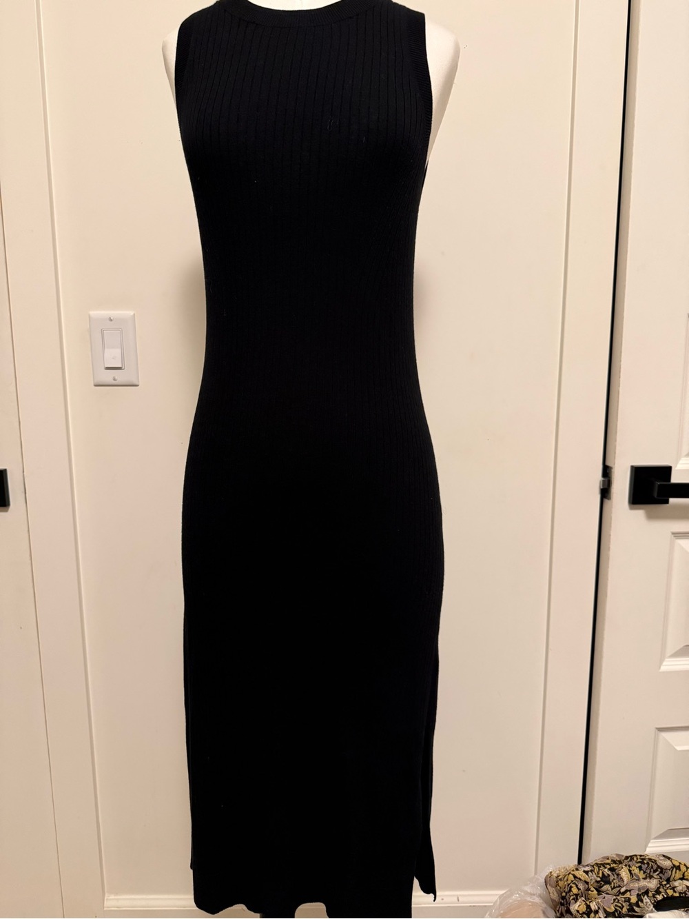 Banana Republic Black Sleeveless Ribbed Midi Dress